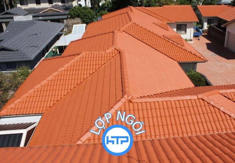 Liên hệ với HTP để được hỗ trợ lợp mái nhanh chóng