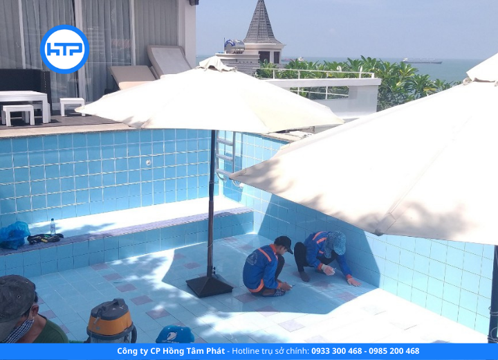 Cách chét ron hồ bơi 